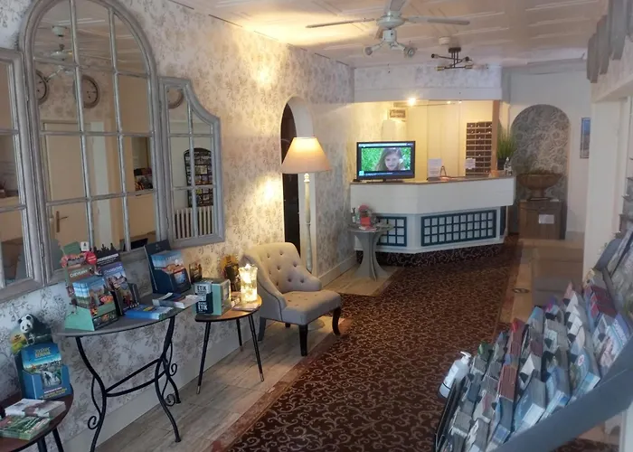 Cit'Hotel Logis Louise de Savoie Blois