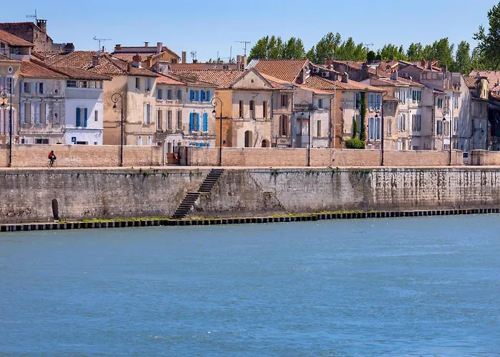 Ibis Budget Arles Sud Fourchon
