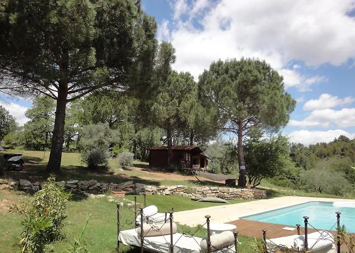 Bed and Breakfast Mas Les Micocouliers à Saint-Christol-lès-Alès