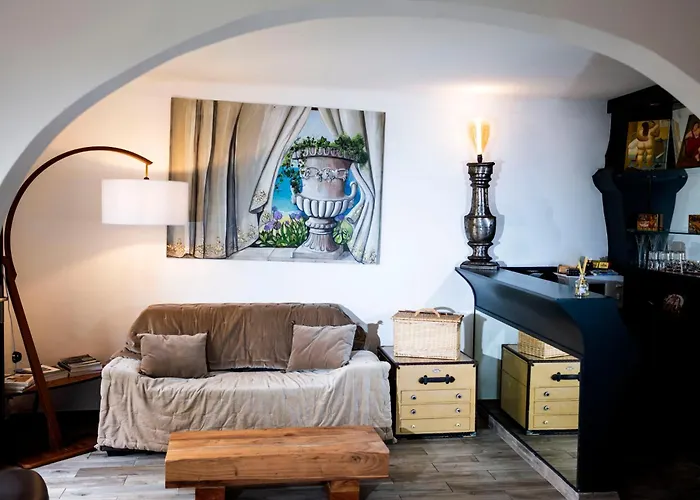La Bravade Luxe Et Serenite Au Coeur De Saint-Tropez Suites Spacieuses Avec Jardin Enchanteur