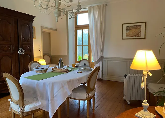 Le Grand Arbre Bed & Breakfast Bayeux