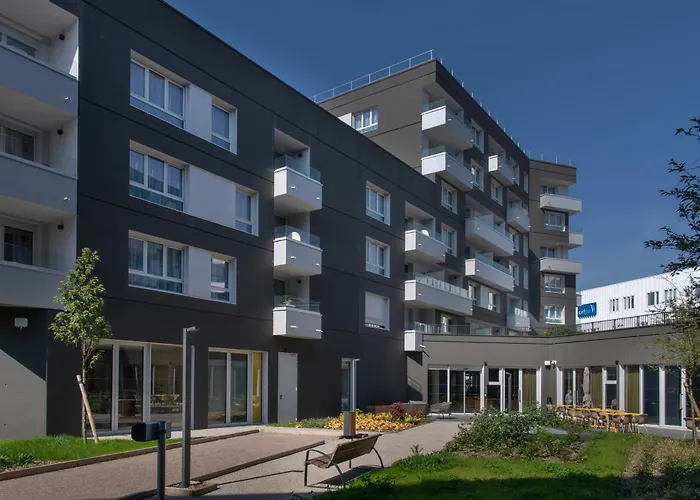 Aparthotel Domitys L'Agapanthe à Lille