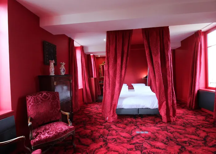 Bed and Breakfast Logis - La Maison A Pan De Bois - Chambre Napoleon III à Vierzon