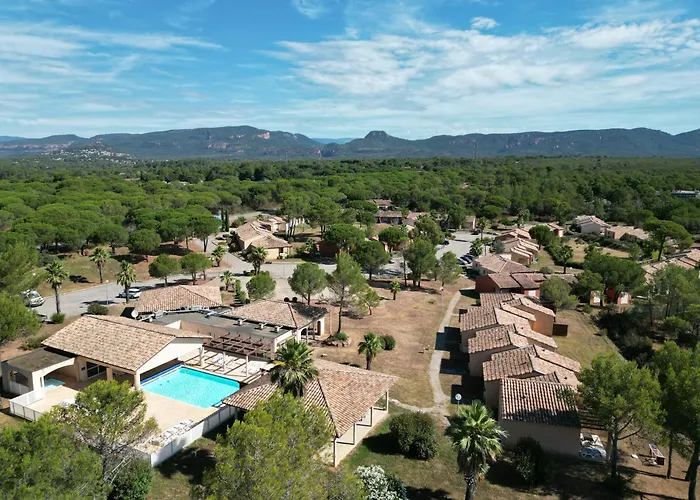 Résidence Goélia Le Village Azur Puget-sur Argens