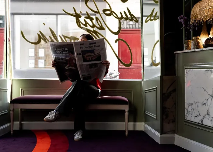 Hotel Du Petit Moulin, Haute Couture Hotel By Lacroix Paris
