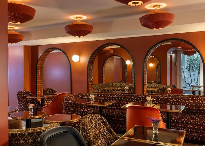 Hotel Ginette A La Folie & Spa París