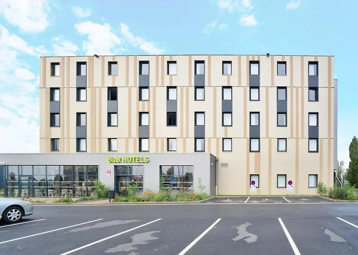 Dreux Hotels