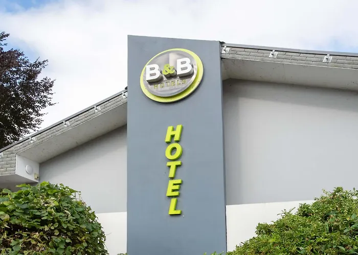B&B HOTEL Louveciennes Le Port-Marly