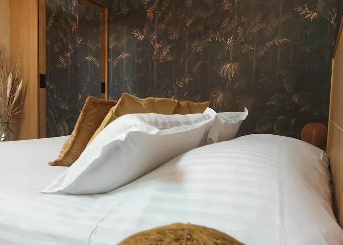 Logis Hôtel Restaurant La Breche Amboise
