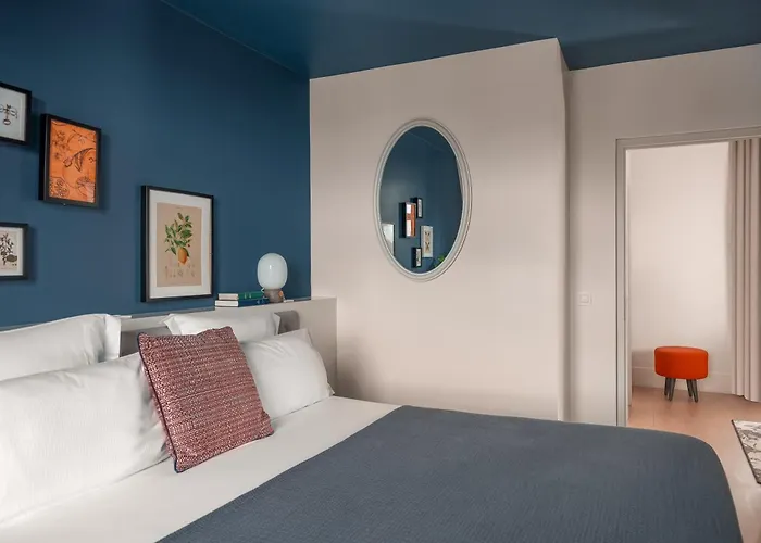 Hotel Belleval Paris