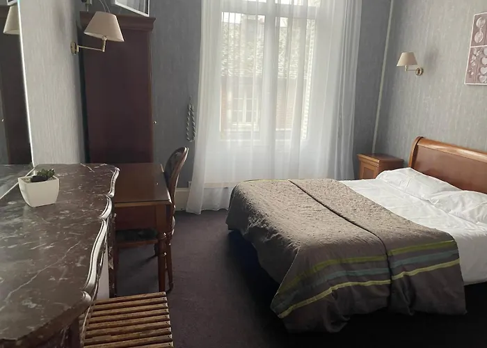 Hotel LE BEAU SITE Gien