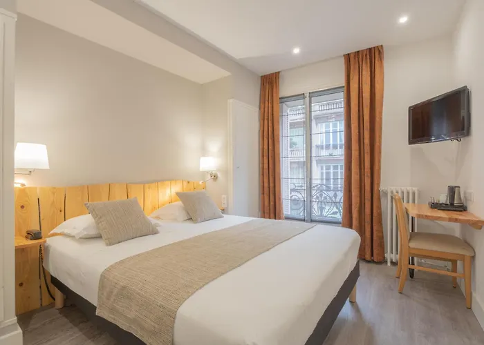 Hotel Busby Niza