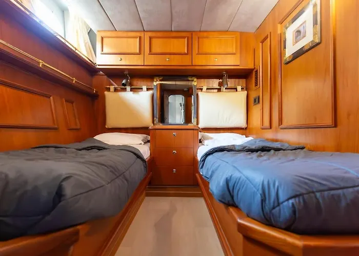 Yacht EVASION La Rochelle - Bateau insolite