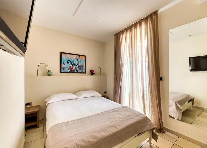 Hotel Villa D'Elsa Juan-les-Pins