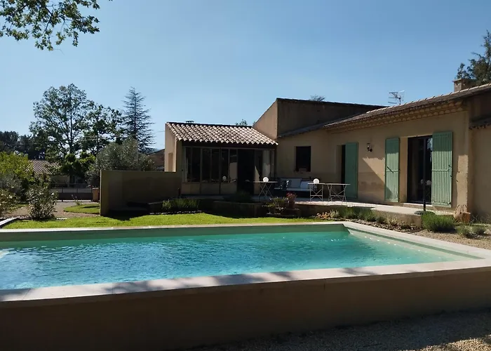 Bed and Breakfast Les Chêneslierres à Lourmarin