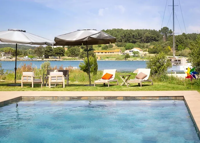 Hotels in Martigues