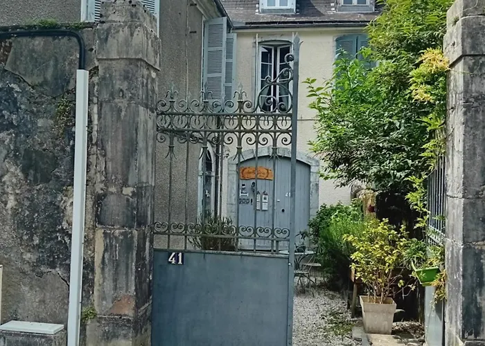 Hotel Les Glycines Oloron
