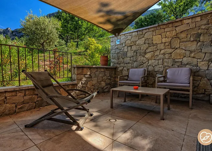 Hotels in Moustiers-Sainte-Marie