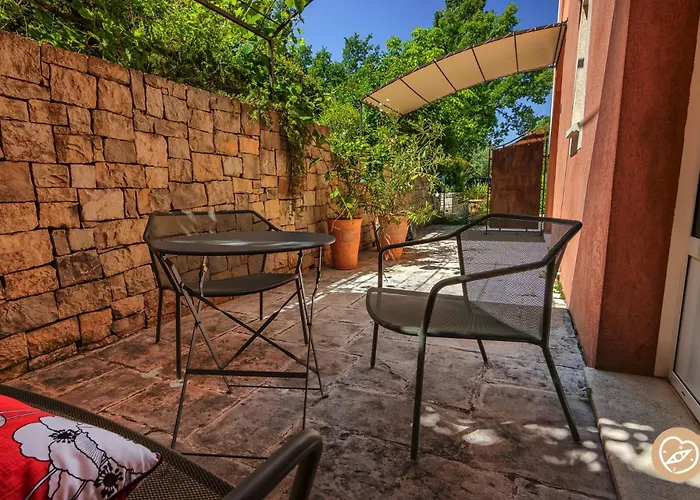 Hotel Les Restanques De Moustiers