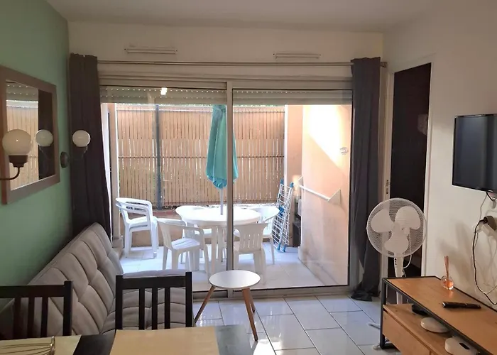 Appartement 3 pièces piscine proche plage et Cannes