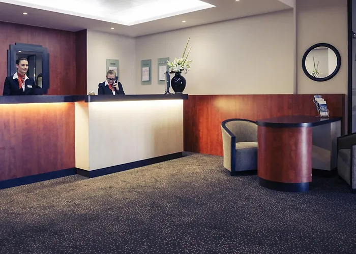 Mercure Maurepas Saint Quentin