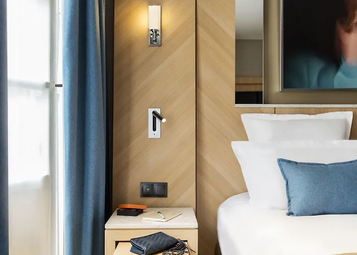 Hotel Louvre Saint-Honoré París