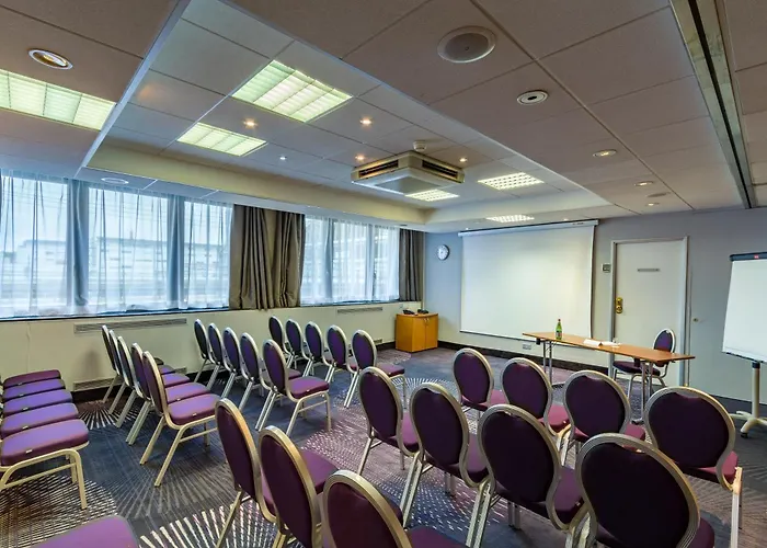 Novotel Tours Centre Gare - Hôtel 4 étoiles