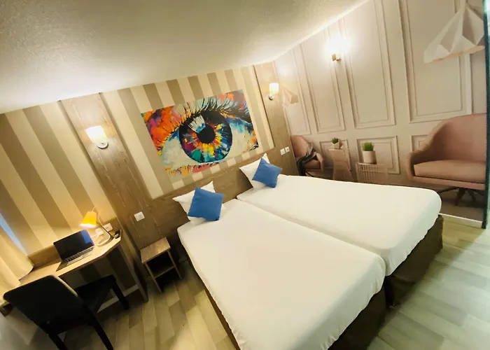 Kyriad Direct Lille Nord - Roubaix