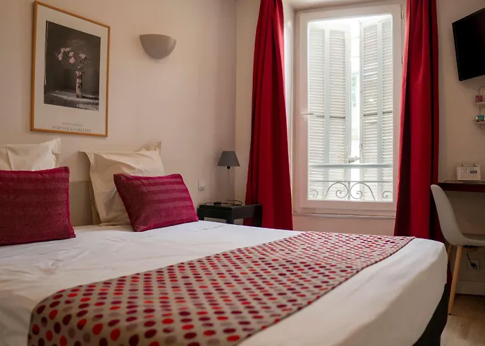Plazza Hotel Nimes