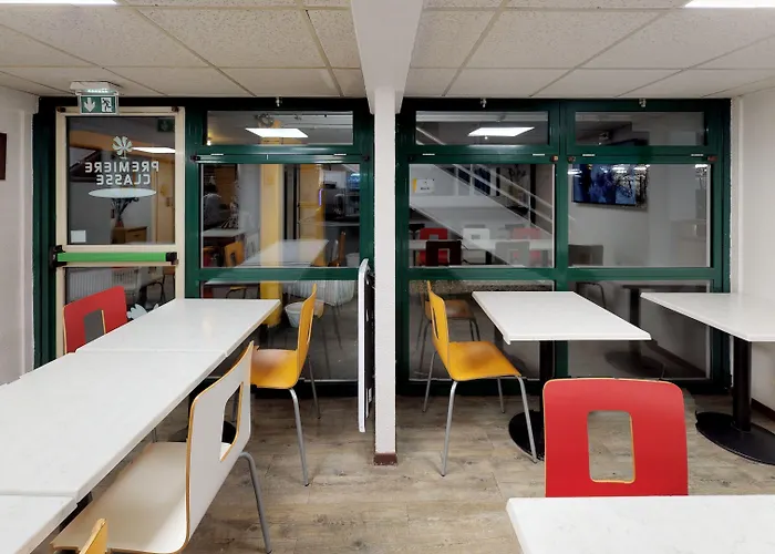 Premiere Classe Fontenay Tresigny