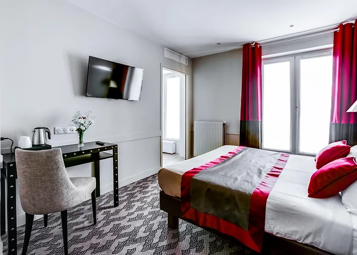 Hotel D'Amiens Paris