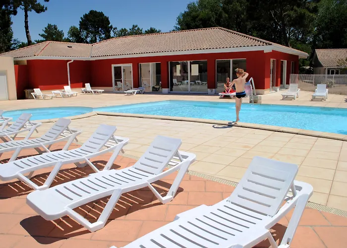 Résidence Néméa Les Rives de Saint Brice Ares