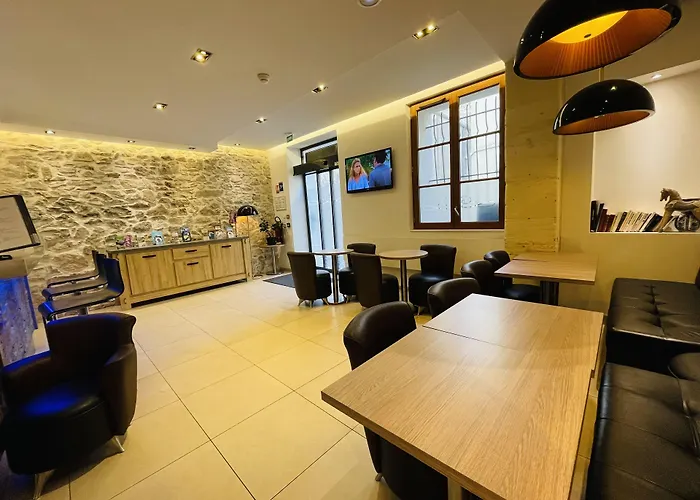 Central Hotel Nimes
