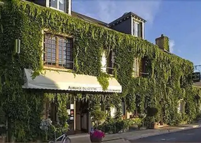 Logis Hotels Auberge Du Centre Chateaux de la Loire Chitenay