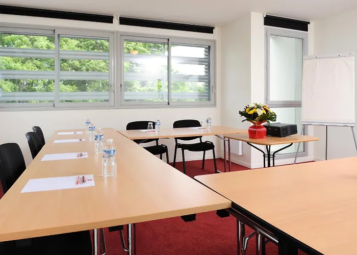 Sejours & Affaires Rennes Villa Camilla