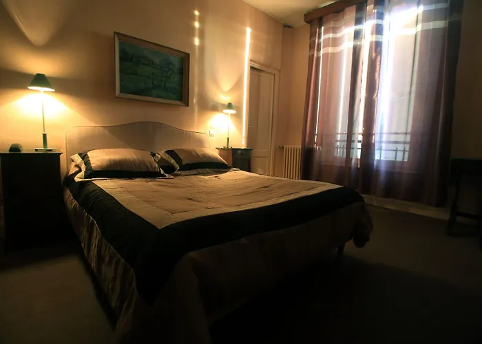 Hotel-Restaurant Eychenne Saint-Girons 