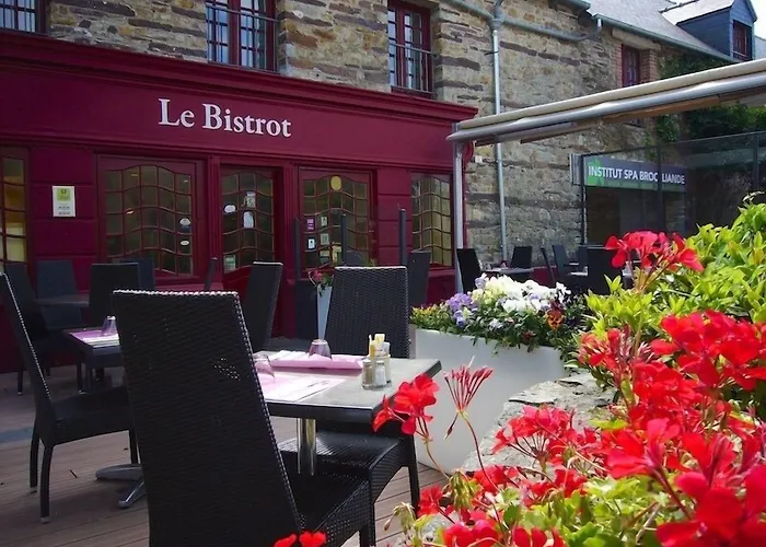 Logis Hotel, restaurant et spa Le Relais De Broceliande Paimpont