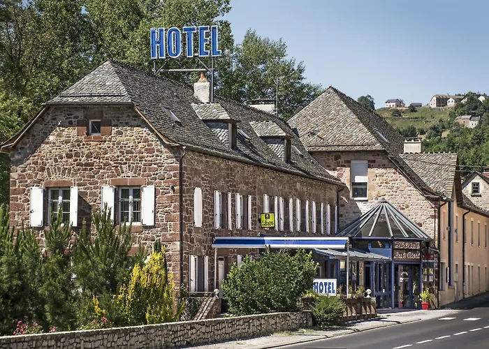 Hôtel Restaurant Les 2 Rives *** Logis Banassac