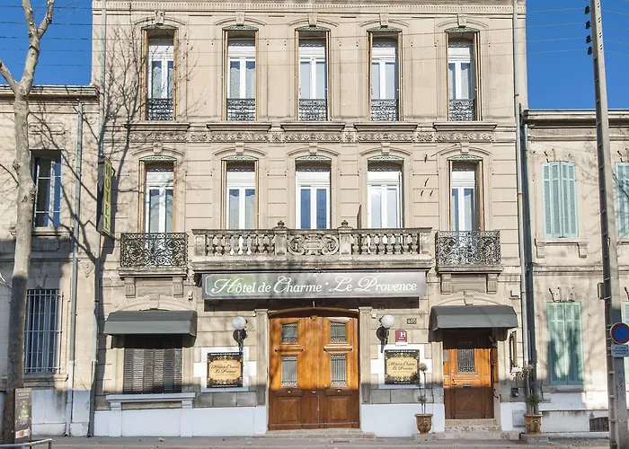 Hotel De Charme Le Provence Salon-de-Provence