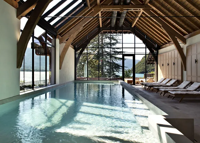 Auberge Du Père Bise - Jean Sulpice Talloires