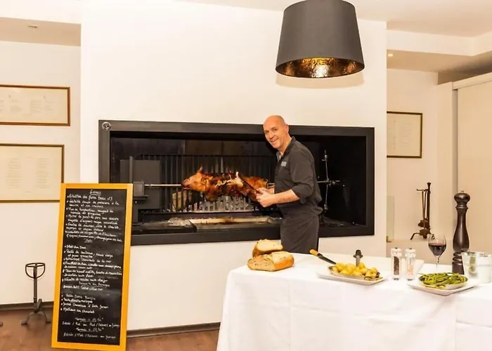 Hôtel - Restaurant La Chaloupe Port-des-Barques