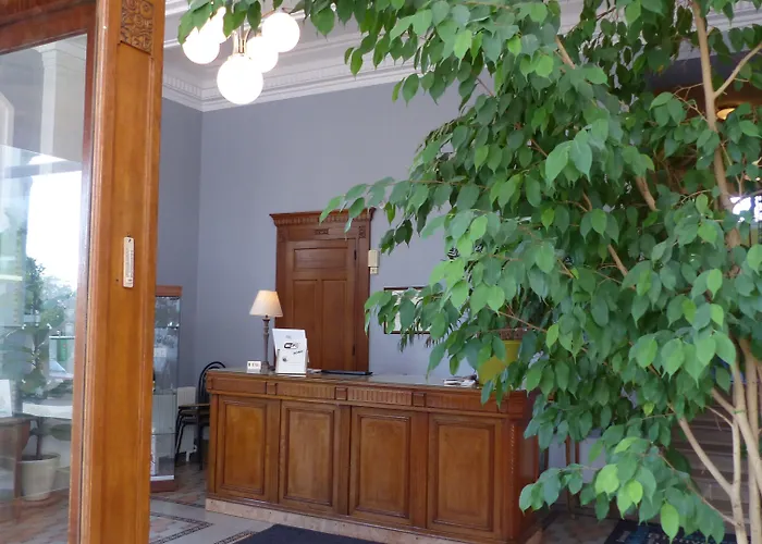 Hotels in Toul