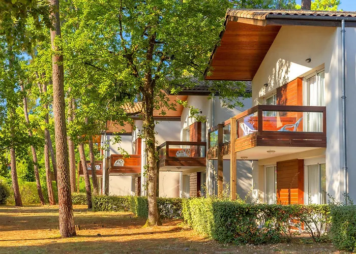 Hotel Azureva Club Ronce les Bains