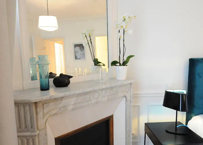 Relais12Bis Bed & Breakfast By Eiffel Tower Paris