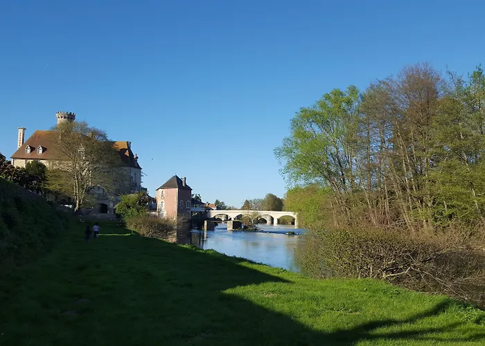 Hôtels à Saint-Savin (Vienne)