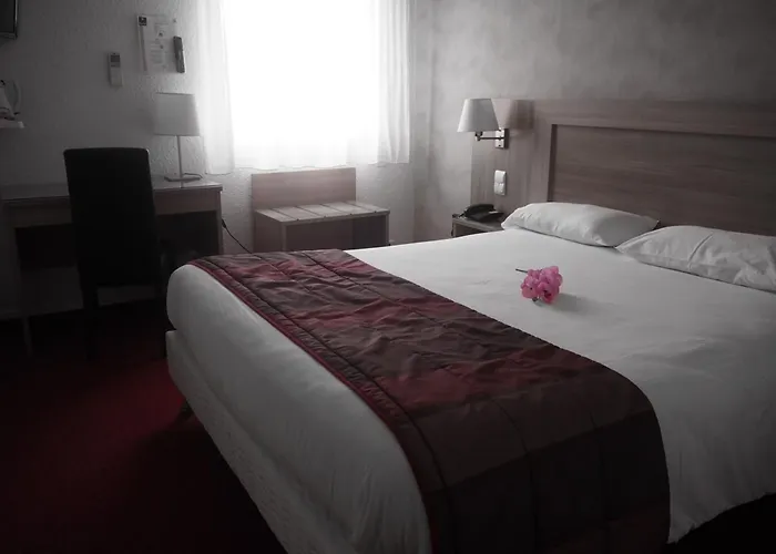 Brit Hotel Confort Castres