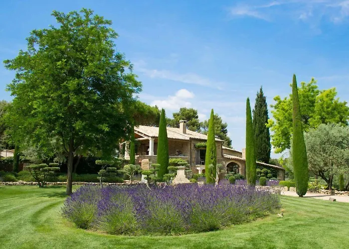 Bed and Breakfast Domaine Les Roullets à Oppède