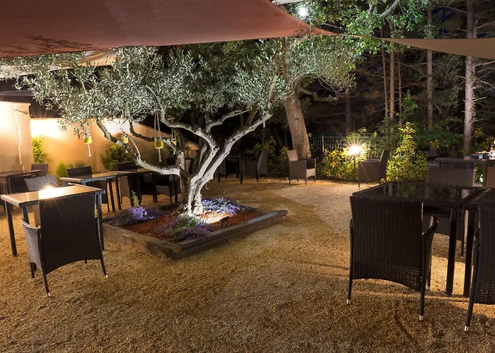 Bed and Breakfast Le Jardin De Celina à Valensole