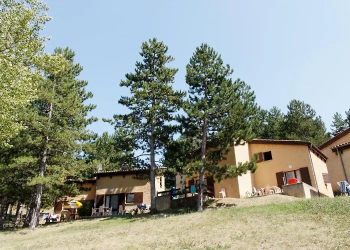 Hotel Vvf Drome Provence à Montbrun-les-Bains