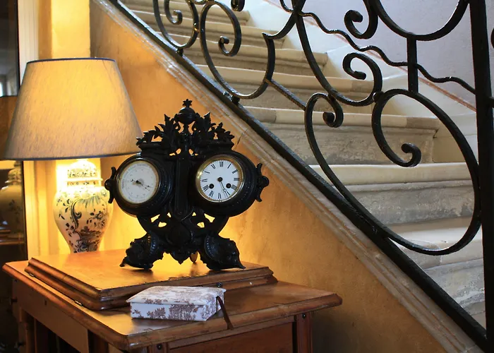 Logis Les Remparts Bed & Breakfast Bayeux